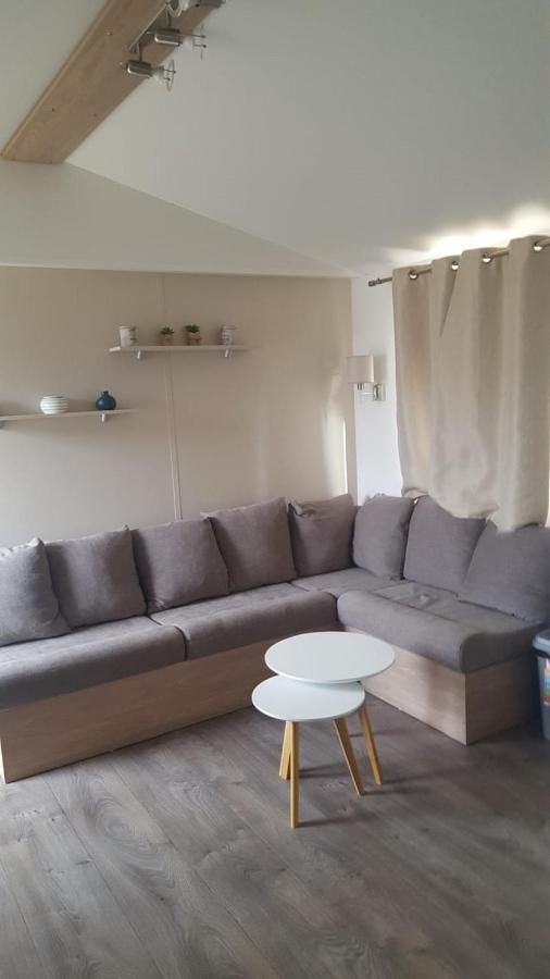 Mhvacances Louent Plusieurs Mobilhomes Dans Camping 4 Etoiles A 200M De La Plage Et Cure Thermale Canet-en-Roussillon Exteriör bild