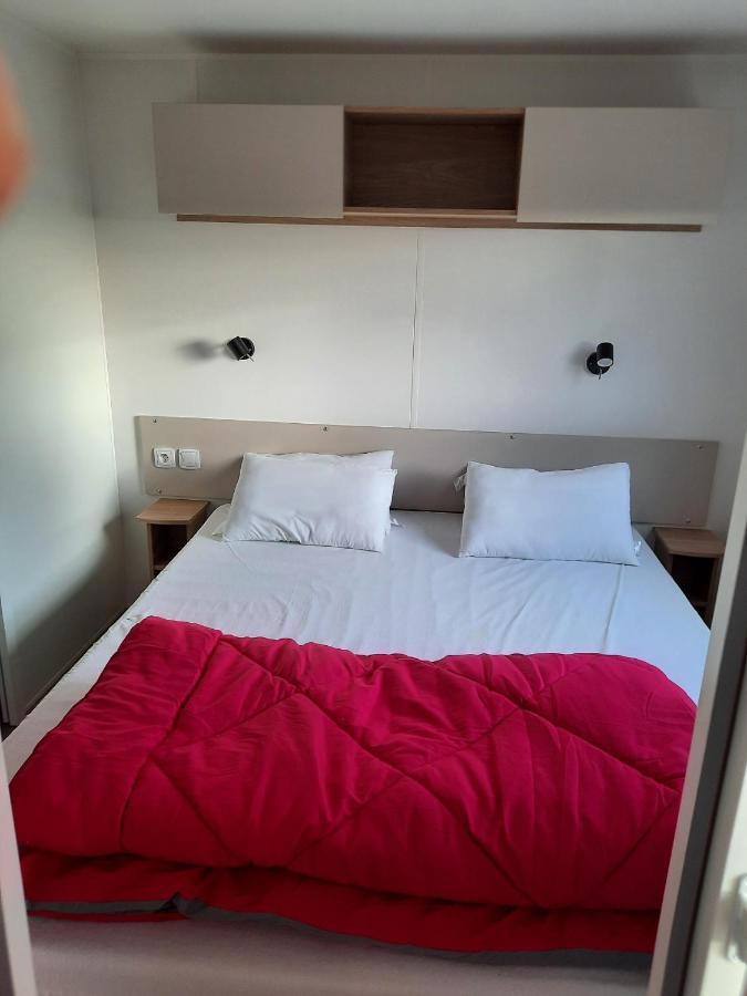 Mhvacances Louent Plusieurs Mobilhomes Dans Camping 4 Etoiles A 200M De La Plage Et Cure Thermale Canet-en-Roussillon Exteriör bild