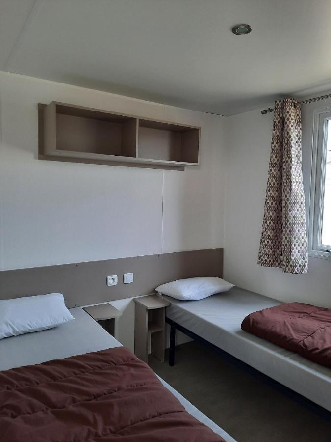 Mhvacances Louent Plusieurs Mobilhomes Dans Camping 4 Etoiles A 200M De La Plage Et Cure Thermale Canet-en-Roussillon Exteriör bild